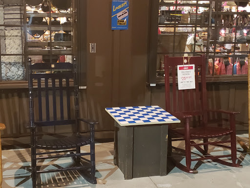 American Restaurant «Cracker Barrel Old Country Store», reviews and photos, 4001 S Frontage Rd, Vicksburg, MS 39180, USA