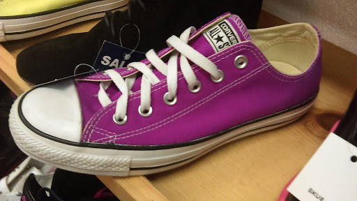 Shoe Store «Shiekh Shoes», reviews and photos, 1100 S Mooney Blvd, Visalia, CA 93277, USA