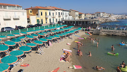 Bagno Gorgona'in fotoğrafı küçük koy ile birlikte