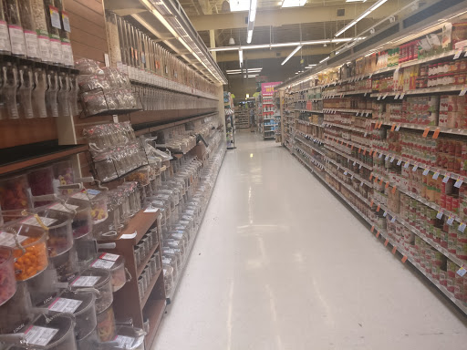 Grocery Store «New Seasons Market Mountain Park», reviews and photos, 3 Monroe Pkwy, Lake Oswego, OR 97035, USA