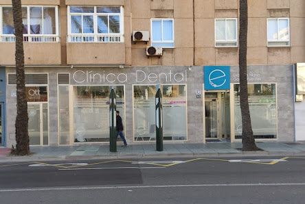 Clínica Dental - Dra. Eva María García Fuentes Av. de Cabo de Gata, 60, 04007 Almería, España