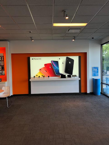 Cell Phone Store «AT&T», reviews and photos, 2875 N Hwy 67, Florissant, MO 63033, USA