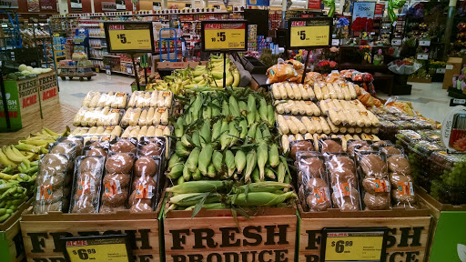 Shopping Mall «Bond Shopping Center», reviews and photos, 1891 S State Rd, Upper Darby, PA 19082, USA