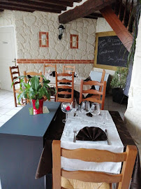 Atmosphère du Restaurant La Taverne Du Château à Guise - n°12