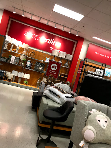Department Store «T.J. Maxx», reviews and photos, 588 Francisco Blvd W, San Rafael, CA 94901, USA