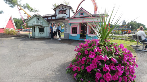 Resort «Six Flags Great Escape Lodge & Indoor Water park», reviews and photos, 89 Six Flags Drive, Queensbury, NY 12804, USA