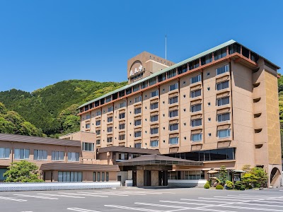 源泉の宿 萩本陣