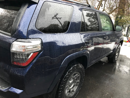 Auto Body Shop «J & E Auto Body», reviews and photos, 13 N Main St, Branford, CT 06405, USA