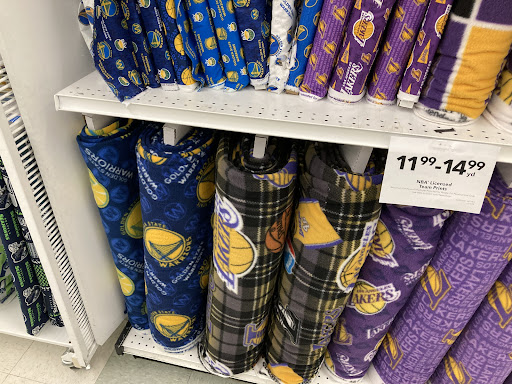 Fabric Store «Jo-Ann Fabrics and Crafts», reviews and photos, 8062 N Blackstone Ave, Fresno, CA 93720, USA