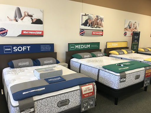 Mattress Store «Mattress Firm Lake Sammamish», reviews and photos, 1810 12th Ave NW b, Issaquah, WA 98027, USA