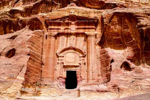 Renaissance Tomb image