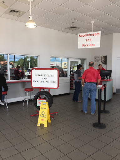 Tire Shop «Discount Tire Store - Greenville, SC», reviews and photos, 1408 Woodruff Rd, Greenville, SC 29607, USA