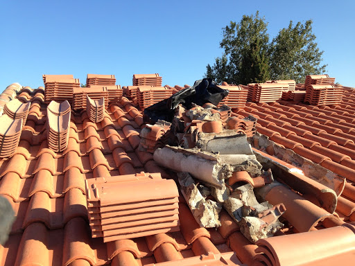 Roof repair Marseille