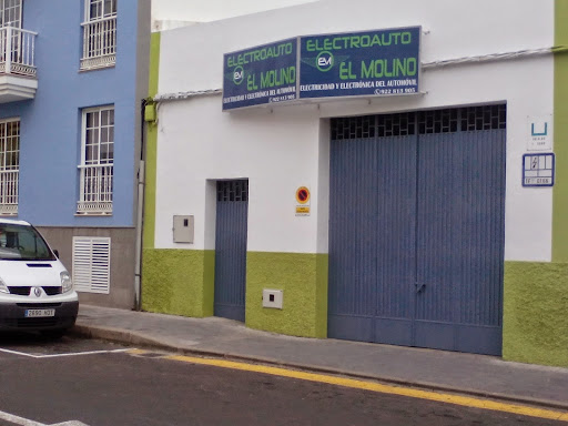 Electroauto El Molino en Icod de los Vinos, Santa Cruz de Tenerife