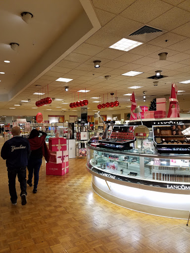 Shopping Mall «The Galleria Mall at White Plains», reviews and photos, 100 Main St, White Plains, NY 10601, USA