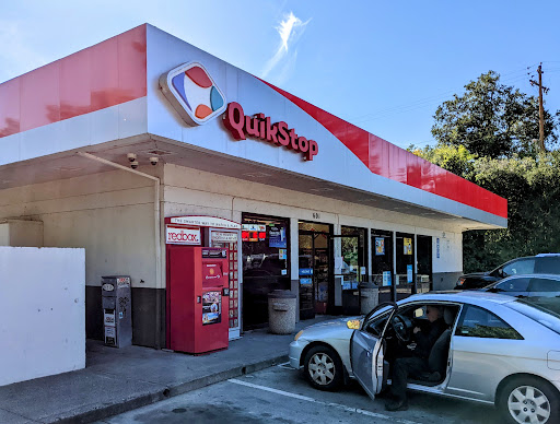 Convenience Store «Quik Stop», reviews and photos, 601 N Cloverdale Blvd, Cloverdale, CA 95425, USA