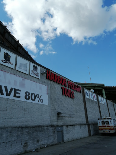 Hardware Store «Harbor Freight Tools», reviews and photos, 2295 Forest Ave, Staten Island, NY 10303, USA