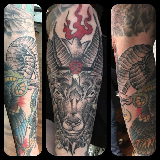 Tattoo Shop «Metropolis Tattoo and Fine Art», reviews and photos, 721 S Elm St Suite 109, Denton, TX 76201, USA