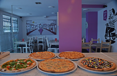 Pizza Fet a mà - Carrer Sant Artur, 47, 08340 Vilassar de Mar, Barcelona, Spain
