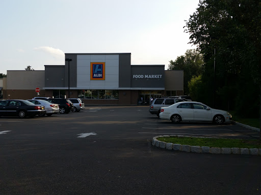 ALDI, 2735 S Broad St, Trenton, NJ 08610, USA, 