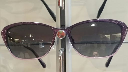 Optician «Prism Optical Chicago», reviews and photos, 3594 N Milwaukee Ave, Chicago, IL 60641, USA