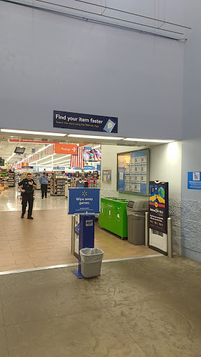 Department Store «Walmart Supercenter», reviews and photos, 220 Century Blvd, Bristol, TN 37620, USA