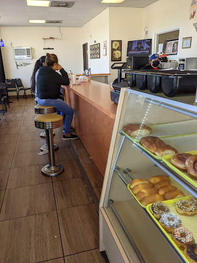 Dessert Shop «Mary Lee Donut Shops», reviews and photos, 6150 Gulf Fwy, Houston, TX 77023, USA