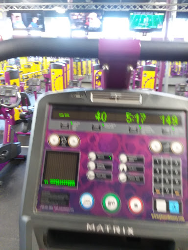 Gym «Planet Fitness», reviews and photos, 657 Quarry St, Fall River, MA 02723, USA