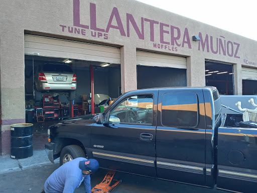 Auto Repair Shop «Llantera Munoz», reviews and photos, 95 W Main St, Avondale, AZ 85323, USA