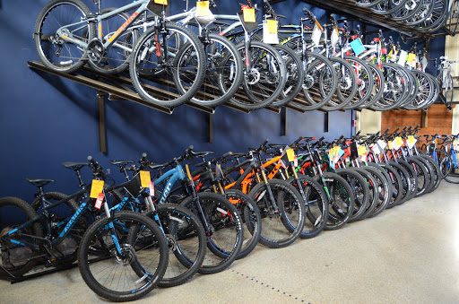 Bicycle Store «Motorless Motion Bicycles», reviews and photos, 640 W Washington Ave, Madison, WI 53703, USA