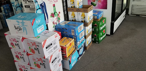 Liquor Store «USA Liquor Store», reviews and photos, 10022 Long Point Rd, Houston, TX 77055, USA