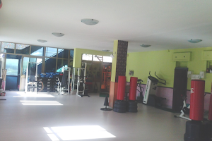 Perna Gym fitness club image