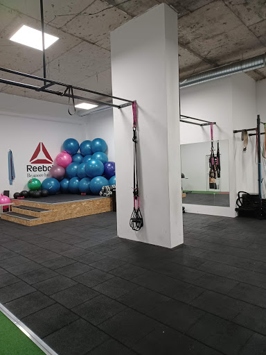 Y² fit studio