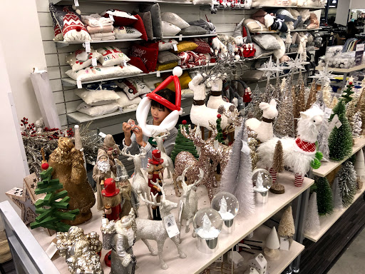 Department Store «Nordstrom Rack Skyview Center», reviews and photos, 4024 College Point Blvd, Flushing, NY 11354, USA