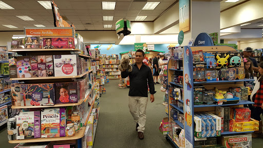 Book Store «Barnes & Noble», reviews and photos, 330 E 1300 S, Orem, UT 84058, USA