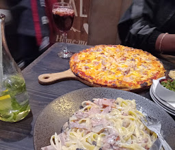 Panarottis Liberty Mall photo