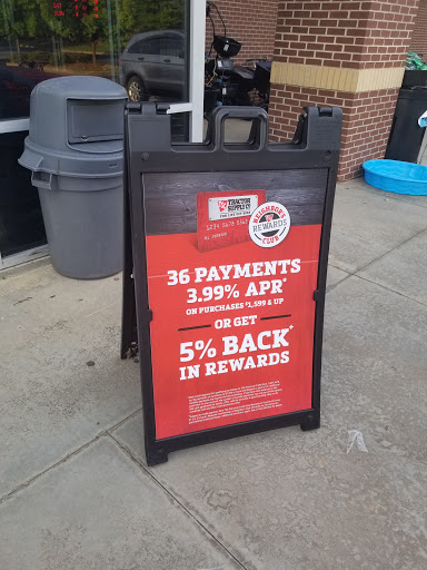 Home Improvement Store «Tractor Supply Co.», reviews and photos, 90 Marketplace Dr, Newnan, GA 30265, USA