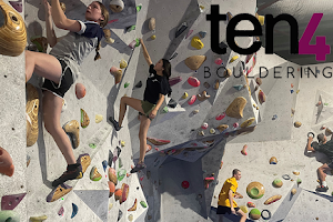 Ten4 Bouldering image