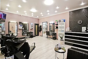 Модный проспект | Салон красоты Калининград | Парикмахерская, маникюр, солярий image