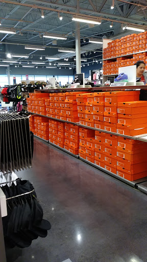 Outlet Mall «Tanger Outlet Branson», reviews and photos, 300 Tanger Blvd, Branson, MO 65616, USA