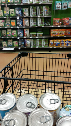 Pet Supply Store «Petco Animal Supplies», reviews and photos, 15660 SW Pacific Hwy, Tigard, OR 97224, USA