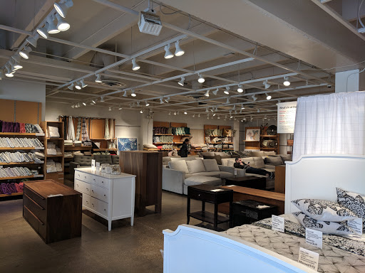 Furniture Store «Crate and Barrel Outlet», reviews and photos, 1700 Prince St, Alexandria, VA 22314, USA