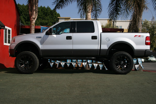 Used Car Dealer «Elmer Field Auto», reviews and photos, 8846 Sepulveda Blvd, North Hills, CA 91343, USA