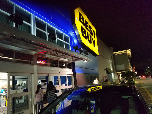 Electronics Store «Best Buy», reviews and photos, 2200 S University Dr, Davie, FL 33324, USA