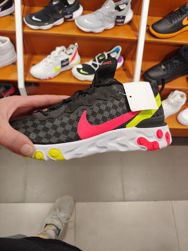 Shoe Store «Foot Locker», reviews and photos, 849 E Commerce Street Space, San Antonio, TX 78205, USA