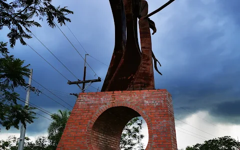 Monumento Tobati image