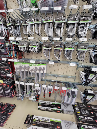 Hardware Store «Harbor Freight Tools», reviews and photos, 6000 Mahoning Ave STE 20, Austintown, OH 44515, USA