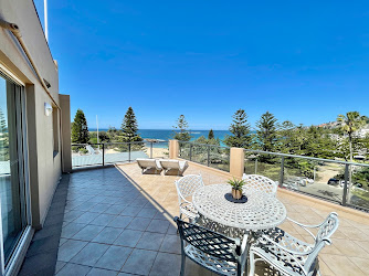 Coogee Sands Hotel & Apartments - Beachside Hotel Coogee