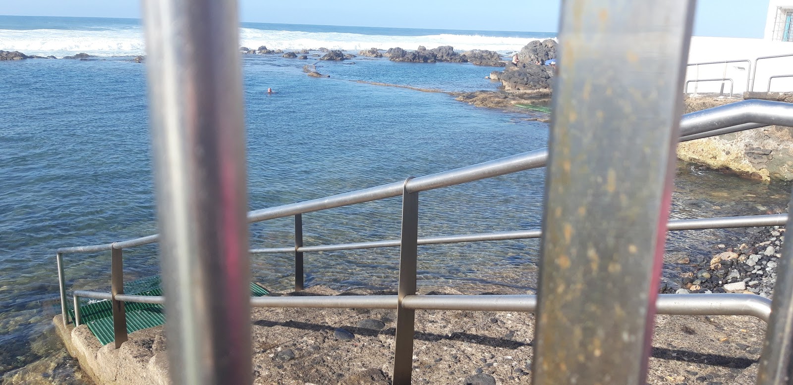 Photo of Charco de San Lorenzo with very clean level of cleanliness