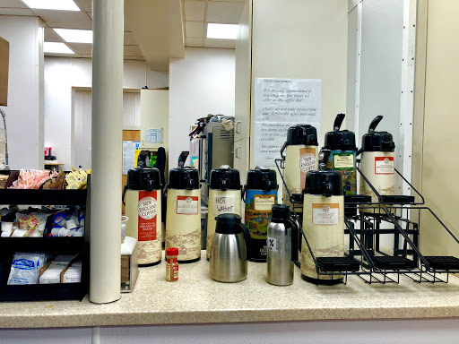 Grocery Store «Block Island Grocery», reviews and photos, 242 Ocean Ave, New Shoreham, RI 02807, USA